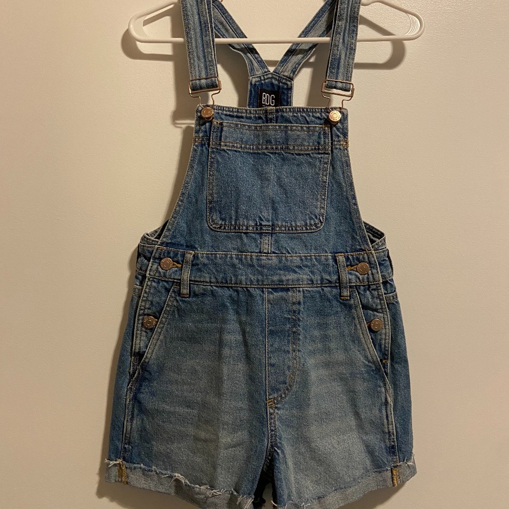XS Urban Outfitters BDG Denim Overall Shorts Women's Size XS-TP